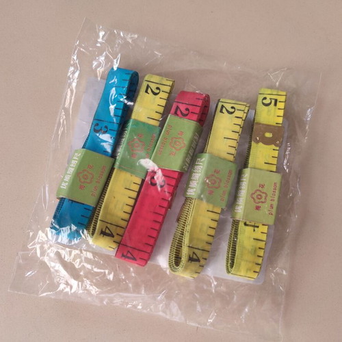 Measuring Tape for Clothing Sizes and Body Proportions, New