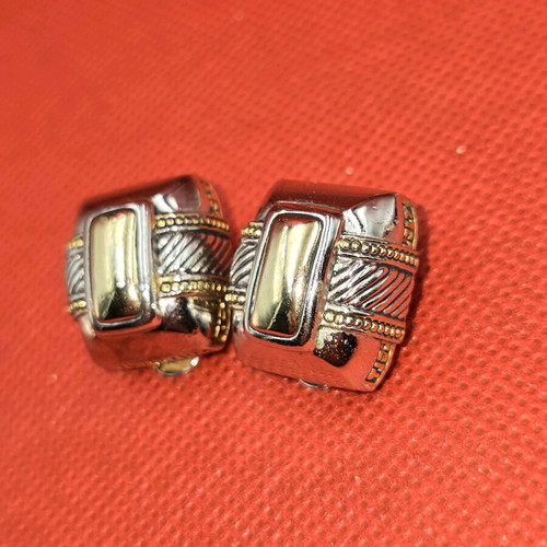 John Medeiros vintage jewelry set like new, made in USA