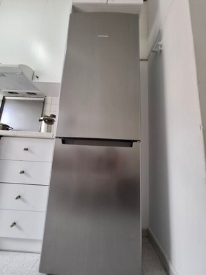Ψυγειοκαταψύκτης Pitsos NoFrost inox σαν καινούργιο με πολύ μεγάλο χώρο