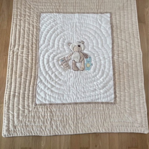 Mothercare baby crib bedding set like new, 4 pieces