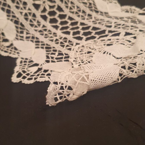 Handmade knitted table runner used, white 1 meter x 30 cm