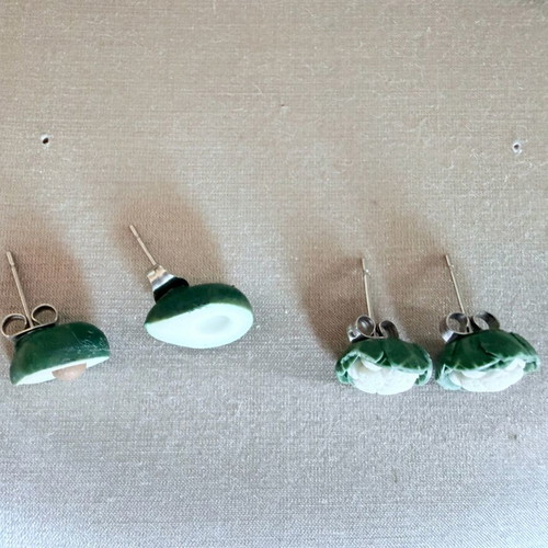 Earrings used with avocado and cauliflower design, white and green