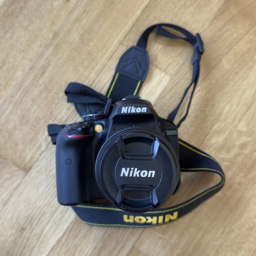 Nikon D3400 camera kit with 18-55mm VR lens