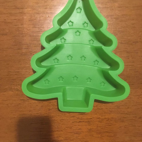 Lurch Silicone Christmas Tree Mold like new