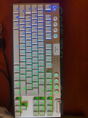Logitech G915 TKL ασύρματο μηχανικό πληκτρολόγιο GL Tactile λευκό σαν καινούργιο