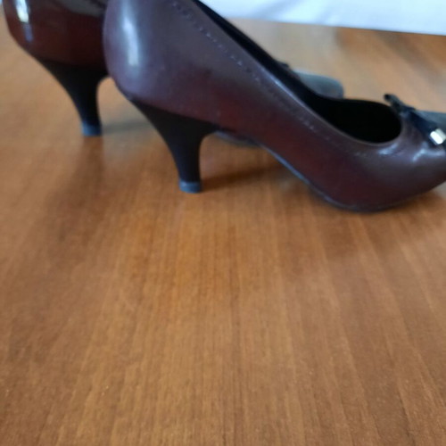 Geox leather pumps size 38 used, bordeaux and black