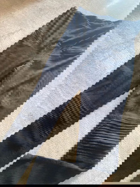 H&M Mama Black Jeggings