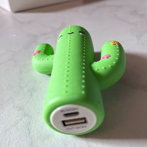 Powerbank Legami cactus shape like new