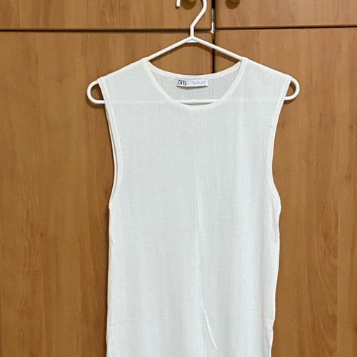 Zara λευκό αμάνικο πλεκτό καινούργιο, μέγεθος Large