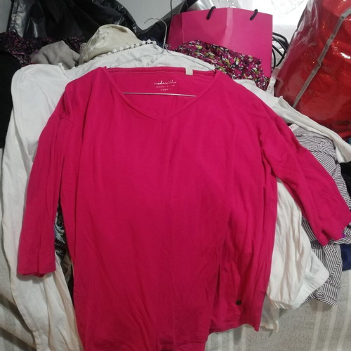 Esprit fuchsia blouse 3/4 sleeve like new, size large