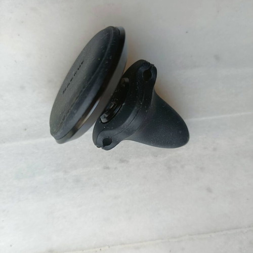 Baseus magnetic car phone holder like new