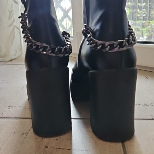 Migato black ankle boots size 38 like new with decorative chain