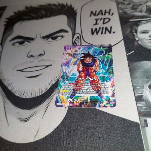 Son Goku The Legendary Super Saiyan card like new