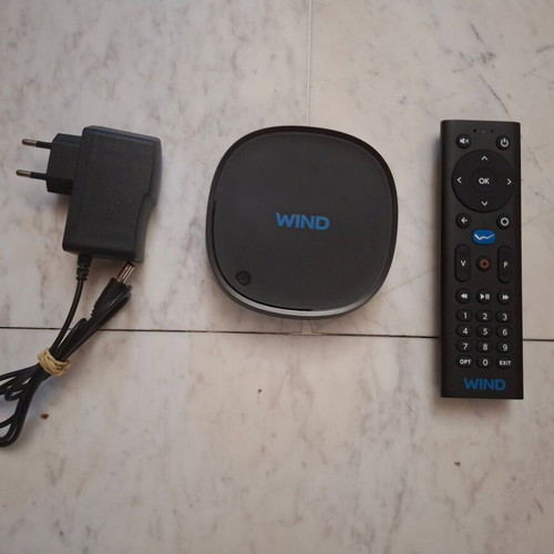 Wind Vision Android TV Box used with remote and power supply
