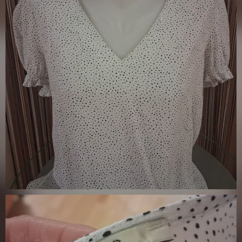 Polka Dot Blouse like new, size L, black and white