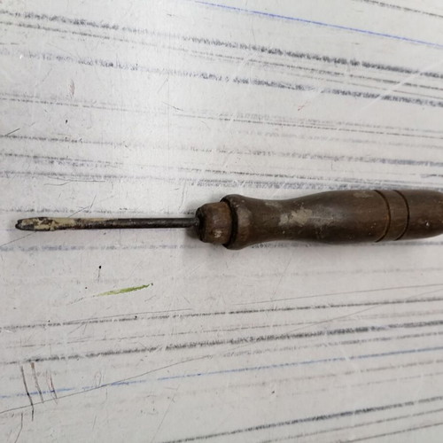 Screwdrivers used, pack of 18, retro