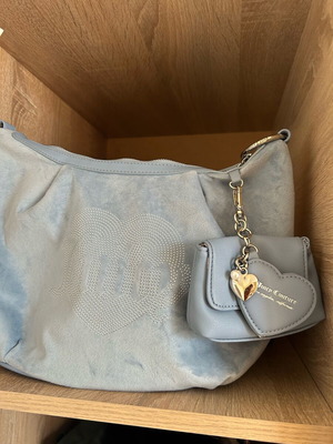 Juicy Couture синя чанта за рамо нова