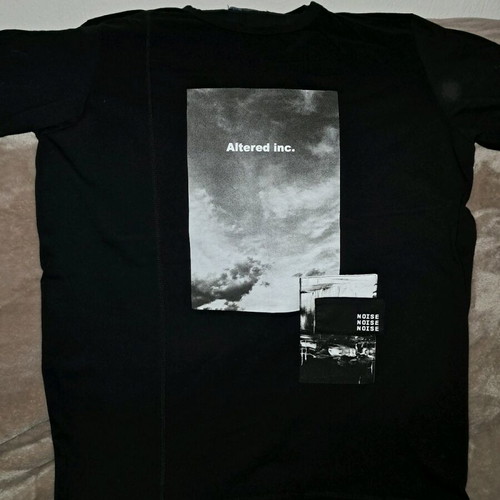 Bershka men's black t-shirt with print and asymmetric hem like new, XL