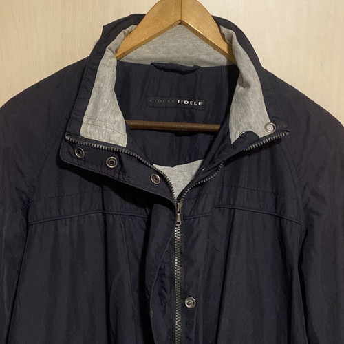 Fidele Windbreaker like new with hidden hood and cotton lining