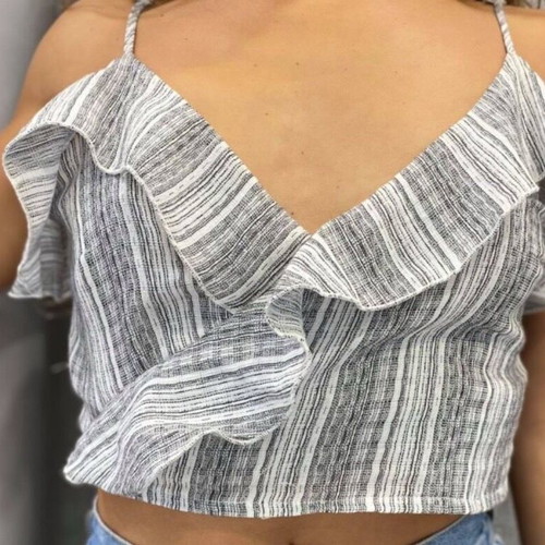 Crop top ckontova like new, gray, one size