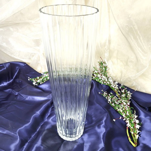 Crystal floor vase 60cm like new, vintage minimal design