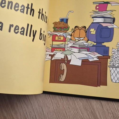 Garfield mini book like new