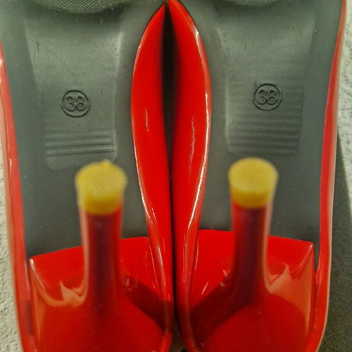 Red patent leather pumps new, unworn size 38