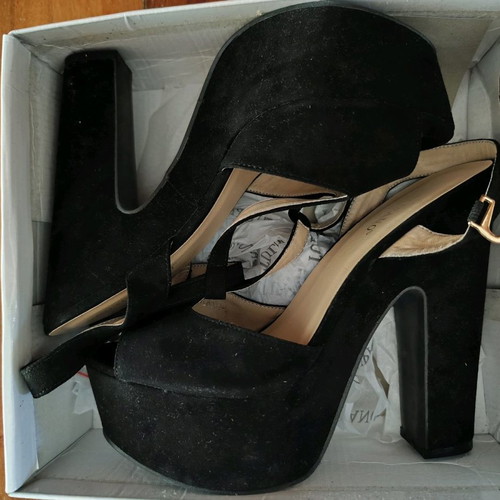 Castor sandals new, size 40, black