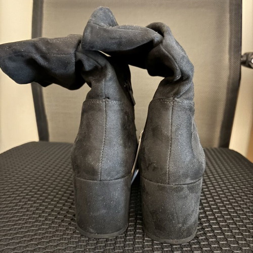 Ankle boots size 42 new, black