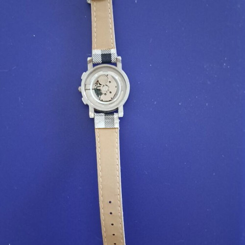Burberry unisex watch classic used with strap