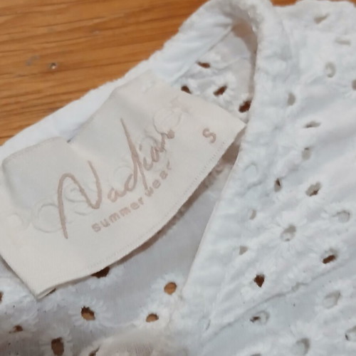 Nadia Summerwear white broderie blouse with ruffles on shoulders size small like new