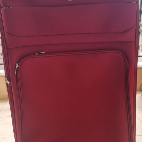 Delsey suitcase like new, red, 77x47x28 cm