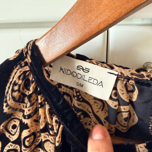Nidodileda dress like new, black and gold, size S/M
