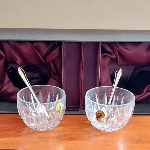 Set of two Waterford crystal bowls and two Newbridge Erns Ai silver-plated spoons new