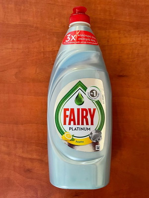 Fairy Platinum Απορρυπαντικό Πιάτων Υγρό Λεμόνι 654ml καινούργιο