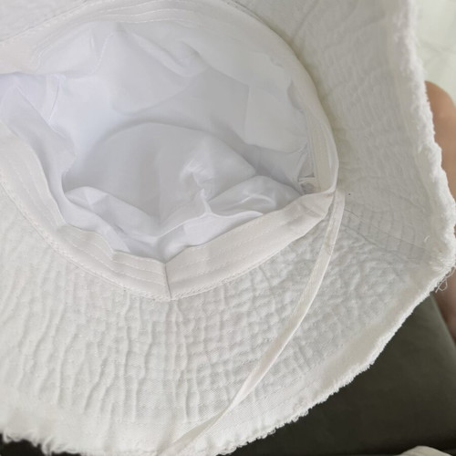 Jaquemus hat like new, white, one size