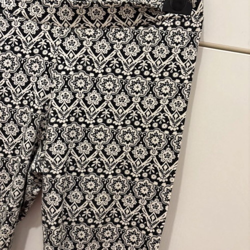 Stradivarius cotton leggings with patterns new, black and white, size M