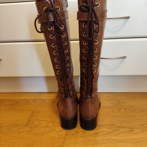 New Matic women's leather riding boots size 36, like new, brown