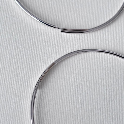 Hoop earrings white gold k18 like new
