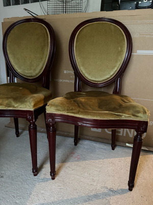 Six chairs used with sturdy frame