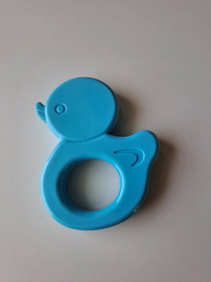 Blue duck rattle in good condition