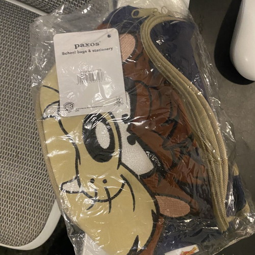 Vintage Paxos Looney Tunes Taz waist bag 1999, new with tag