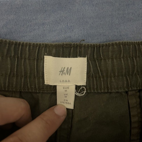 H&M Cargo shorts, size M