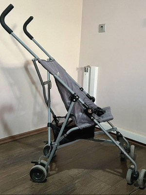 Καροτσάκι Cuggl Laurel μεταχειρισμένο, ελαφρύ και αναδιπλούμενο