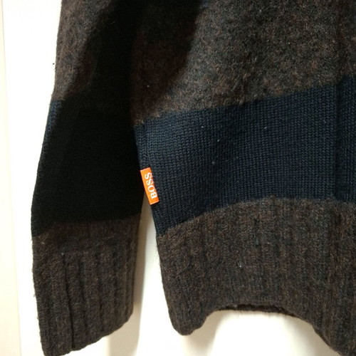 Hugo Boss wool sweater Medium like new, brown-black