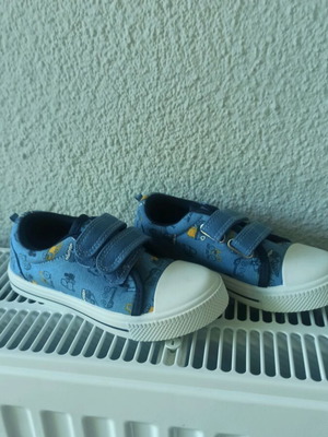 Children's shoes size 28 new casual
