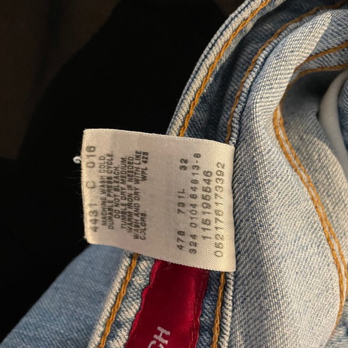 Levi’s low 519 low flare jeans like new, blue, size S