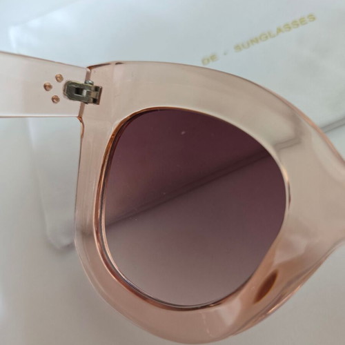 De-Sunglasses ανοιχτά ροζ γυαλιά ηλίου σαν καινούργια
