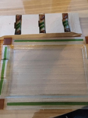 Glass set with 1 tray and 6 small plates, brown and green shades