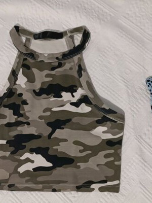 Crop tops μέγεθος small για καλοκαίρι, πολύ καλή ποιότητα